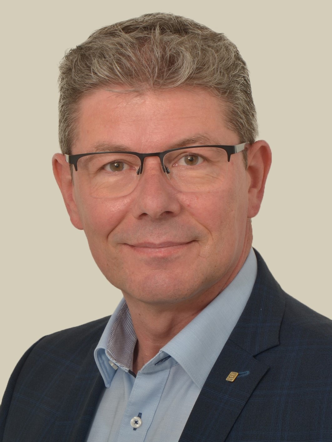 Herr Hubert Schlögl